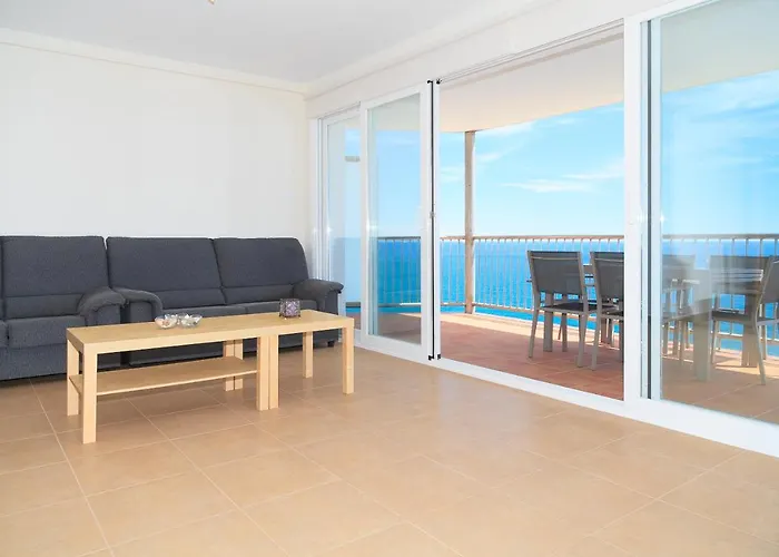 Uhc Costa Pinosmar Apartments